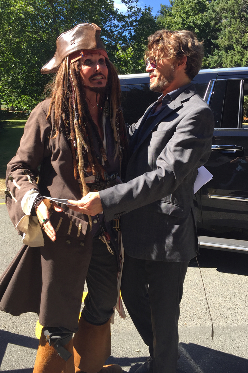 Johnny Depp hug 5 NEW